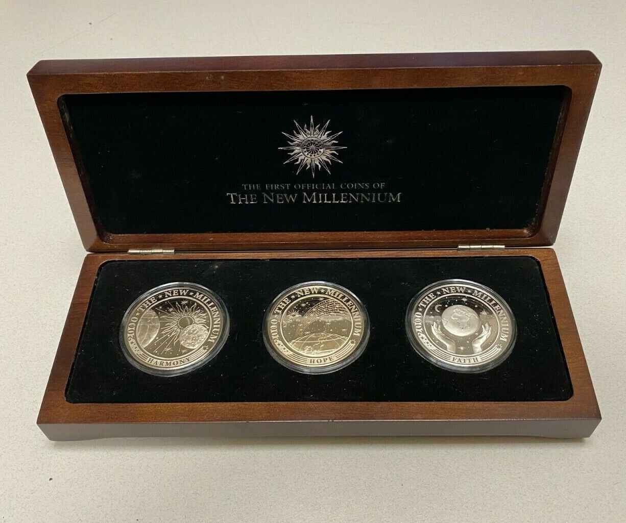 Kiribati 2000 $5 $10 $20 Millennium Set in Box PS 4 B195